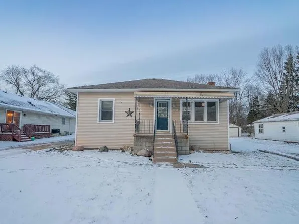 1308 E Hickey St, Hobart, IN 46342