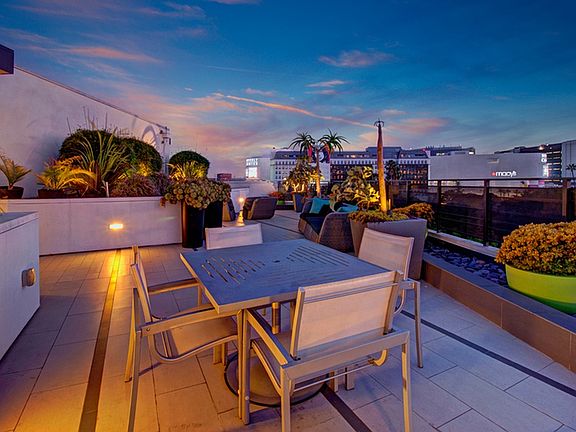Magical Twilight: Fiona Rooftop Deck