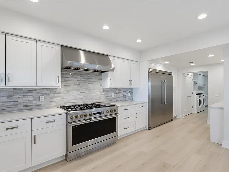 24 Adalia Ave — Photo 20