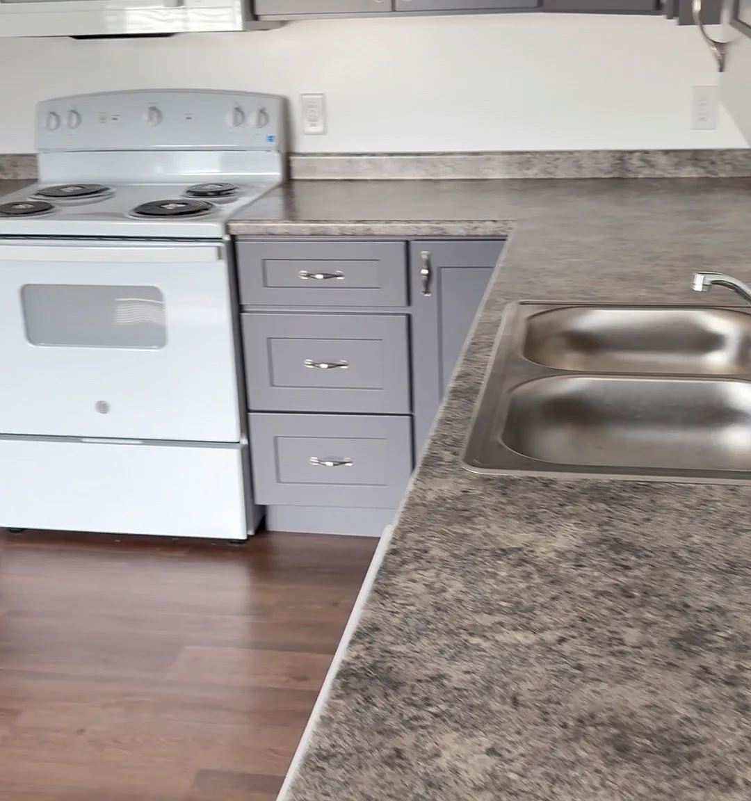 2 bed, 960 sqft, $1,100 — Photo 1