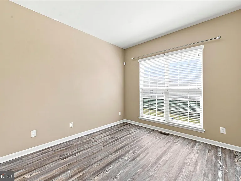 819 S Haines Cir — Photo 9