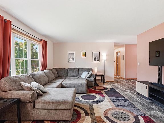 3rd image of 2329 PECAN PARKWAY