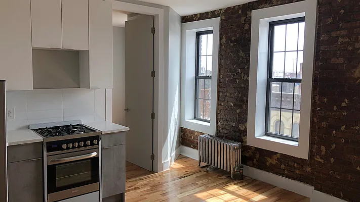 Rented by Nooklyn NYC LLC | media 8
