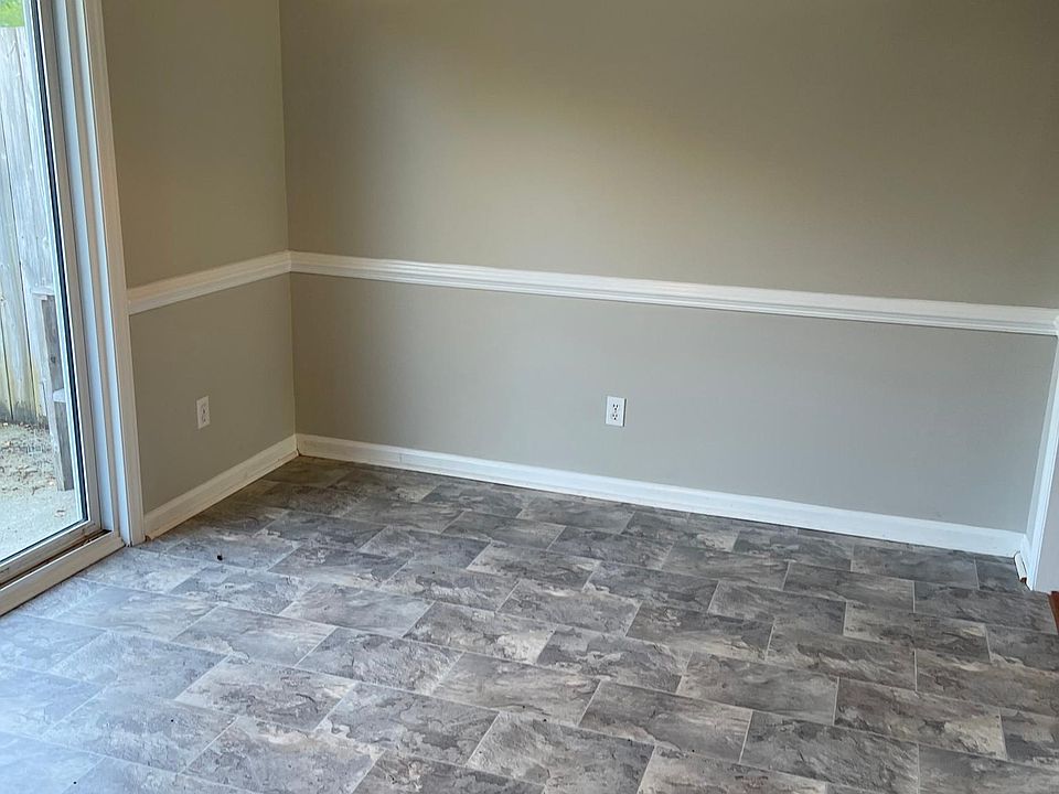 2nd image of 3910 Y1 Sterling Pointe Dr