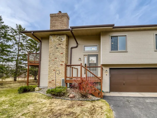 2333 Amberwood Dr, Woodbury, MN 55125