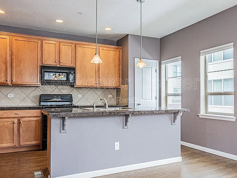 492 S Saulsbury St — Photo 18