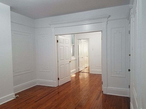3rd image of 73 Sutton St Floor 3