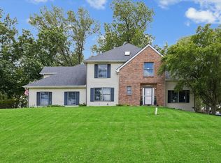 3451 Valley Oaks Dr, Clinton, IA 52732