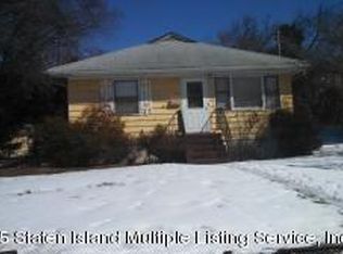 215 Raritan Ave, Staten Island, NY 10305