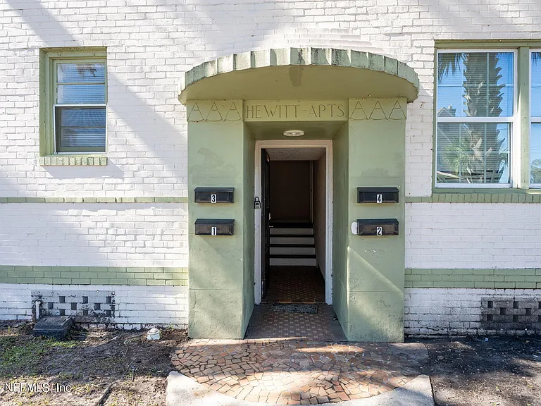 2906 Silver St #1 — Photo 3