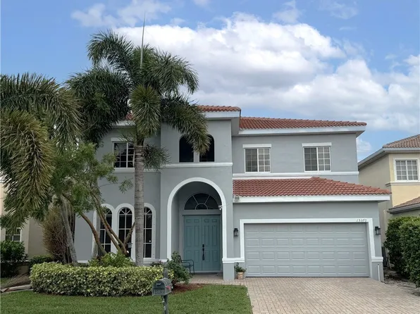 15370 Laguna Hills Dr, Fort Myers, FL 33908