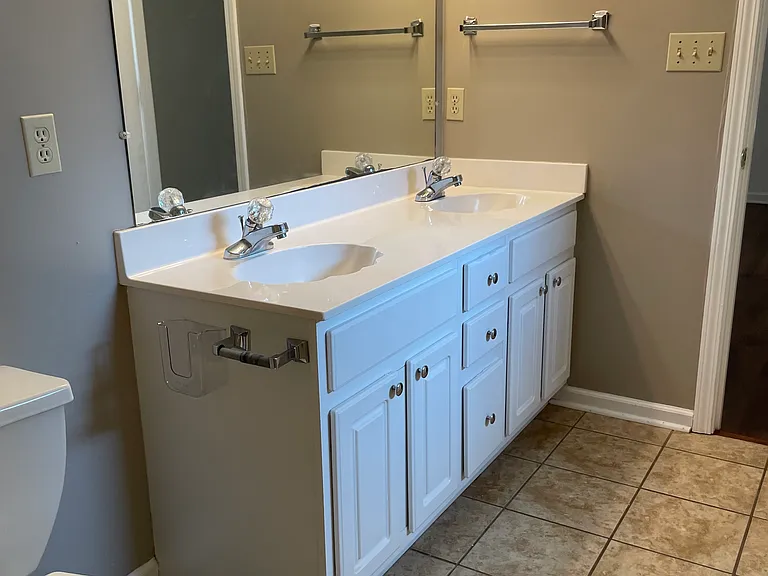 214 Fairway Blvd — Photo 4