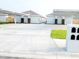 1913 Davenport St, Weslaco, TX