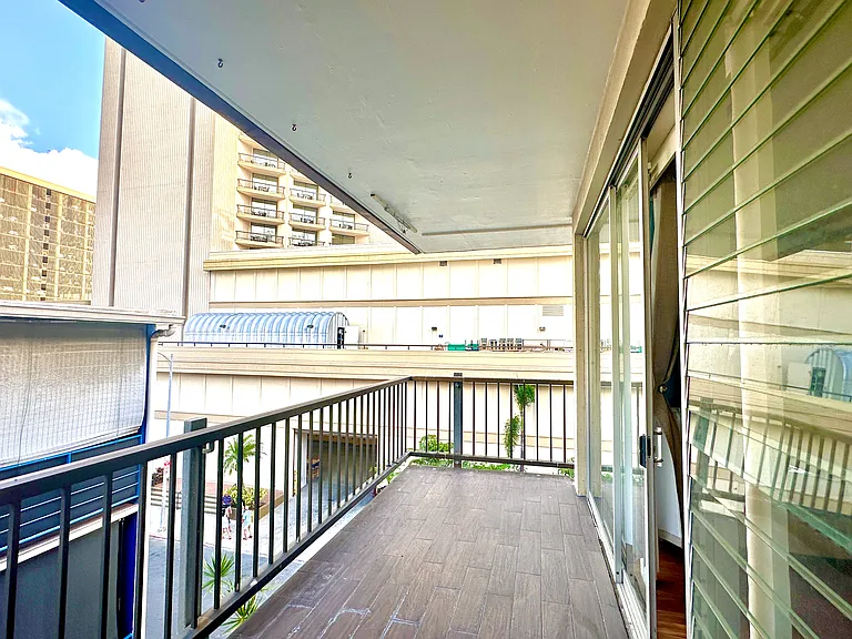 2412 Koa Ave #401 — Photo 7