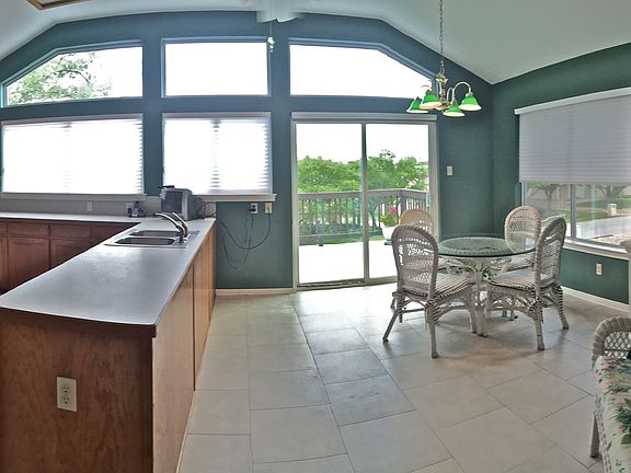 4th image of 105 Picea Dr