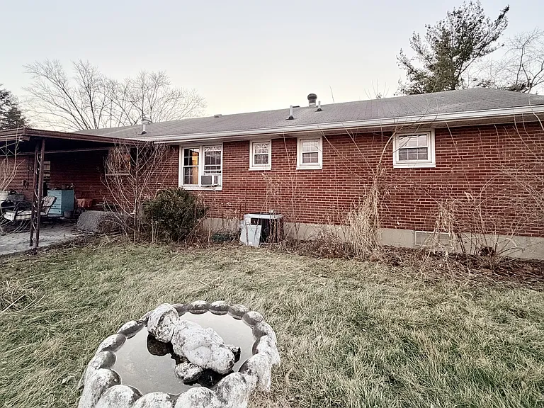 3742 Dorothy Ln — Photo 16