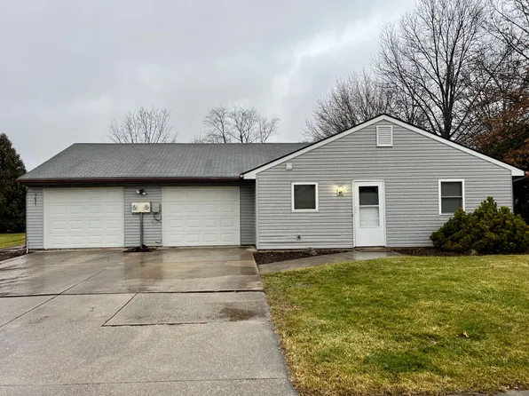 5621 Bluebird Ct, Fort Wayne, IN 46835