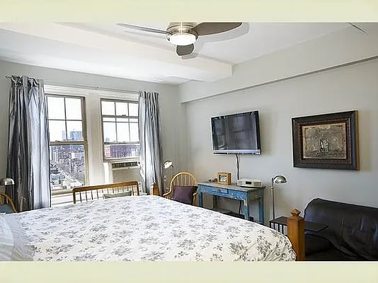 Sold by Stribling | media 3