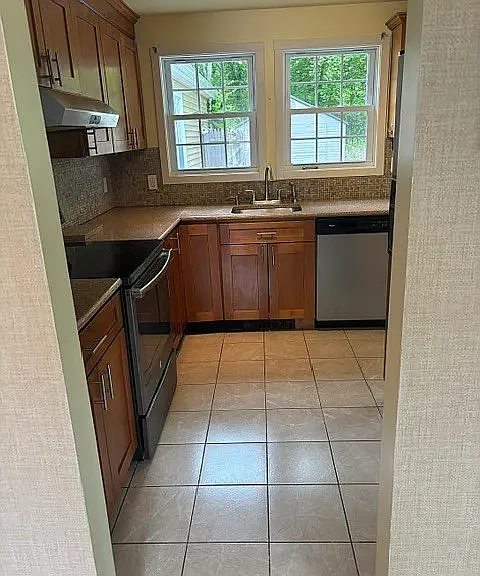 32 Meryl Ct — Photo 18
