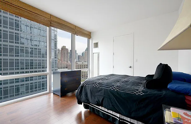 Rented by A & I Broadway | media 3