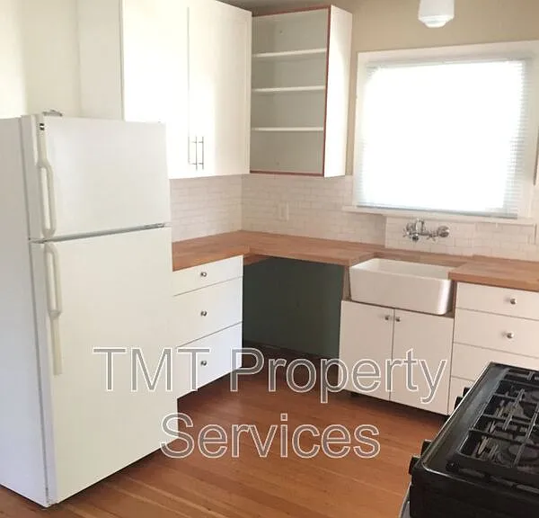 785 Lincoln St — Photo 2