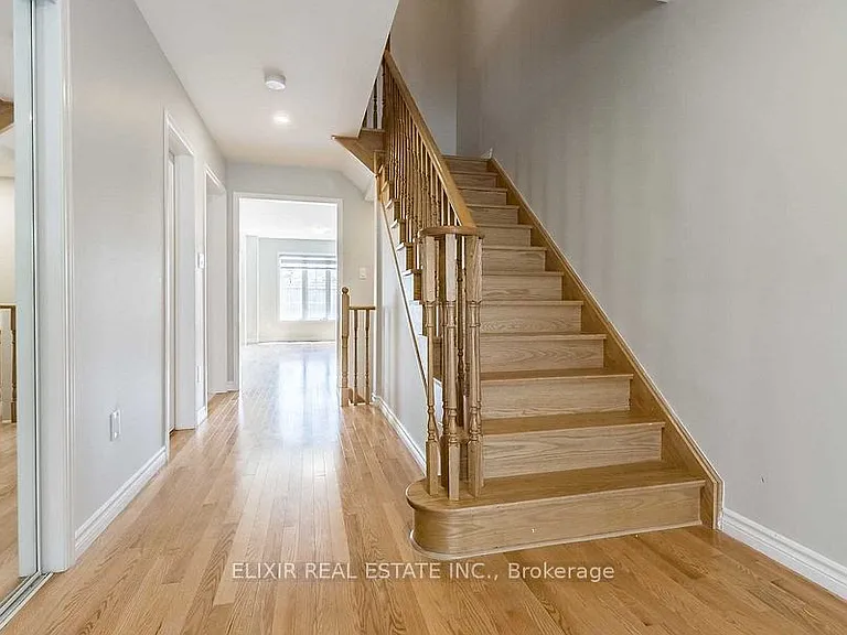 90 Delport Close — Photo 5