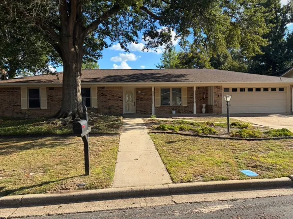 414 Walnut St, Mount Pleasant, TX 75455