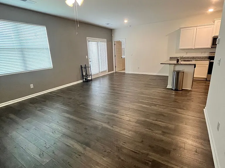 102 Alton Tucker Sr Blvd — Photo 7