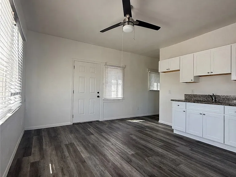 1085 Hoffman Ave #15 — Photo 3