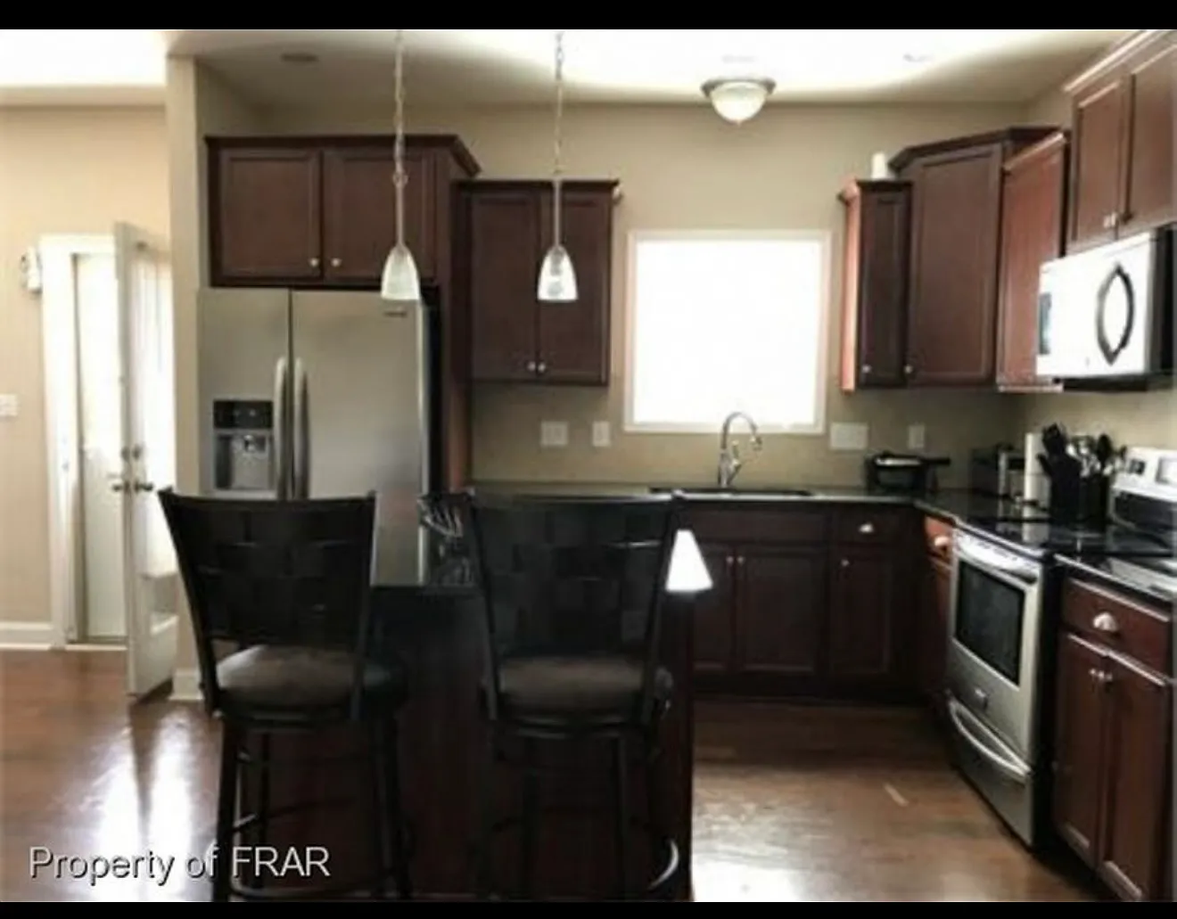 205 Tipperary St — Photo 3