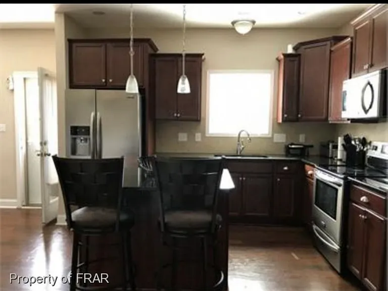 205 Tipperary St — Photo 3