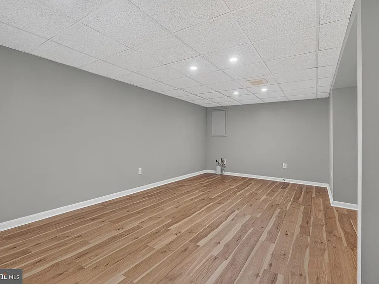 4507 Josephine Ave — Photo 16
