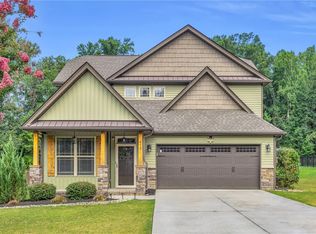 413 Oak Ridge Pl, Easley, SC 29642