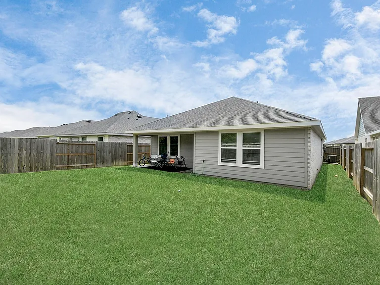 1674 Westway Dr — Photo 13