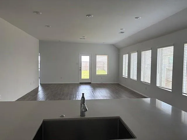 26643 Castiel Dr — Photo 8
