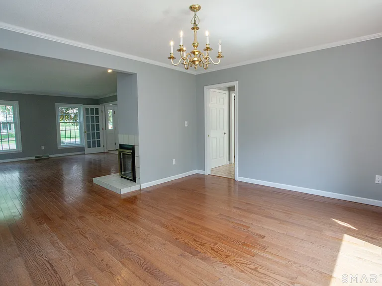 24 Old Mill Dr — Photo 7