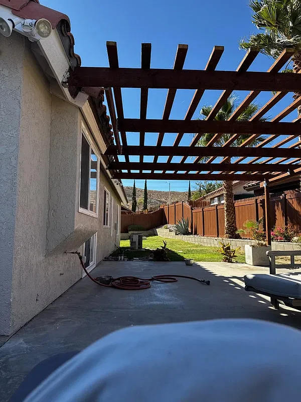 3 bed, 1290 sqft, $1,500 — Photo 1