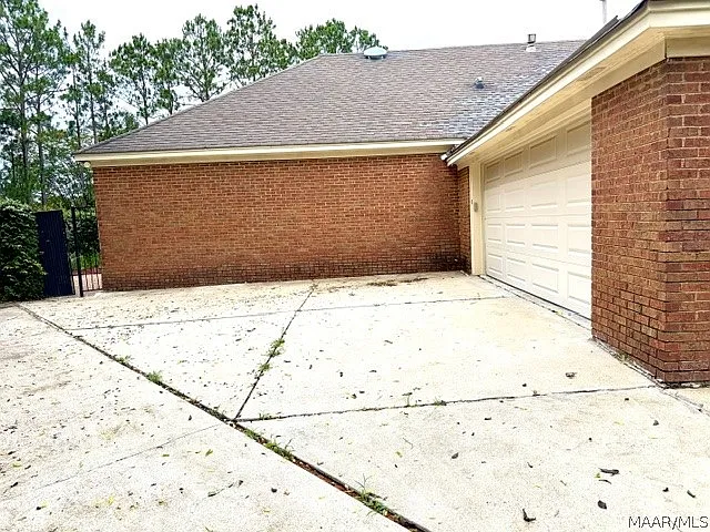 1524 Charleton Dr — Photo 21