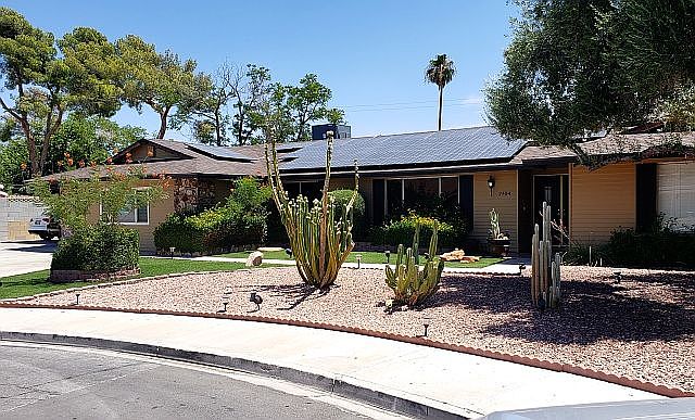 1904 Stonehaven Circle