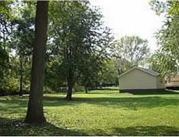 5th image of 15241 Le Claire Ave