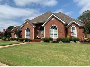 3670 Noblett Dr, Conway, AR 72034