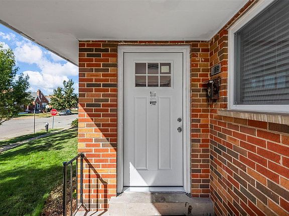 5th image of 6119 N Pointe Blvd
