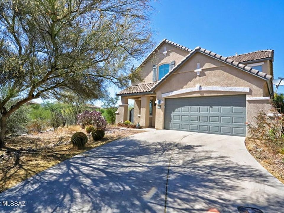 1st image of 1004 W Thornbush Pl