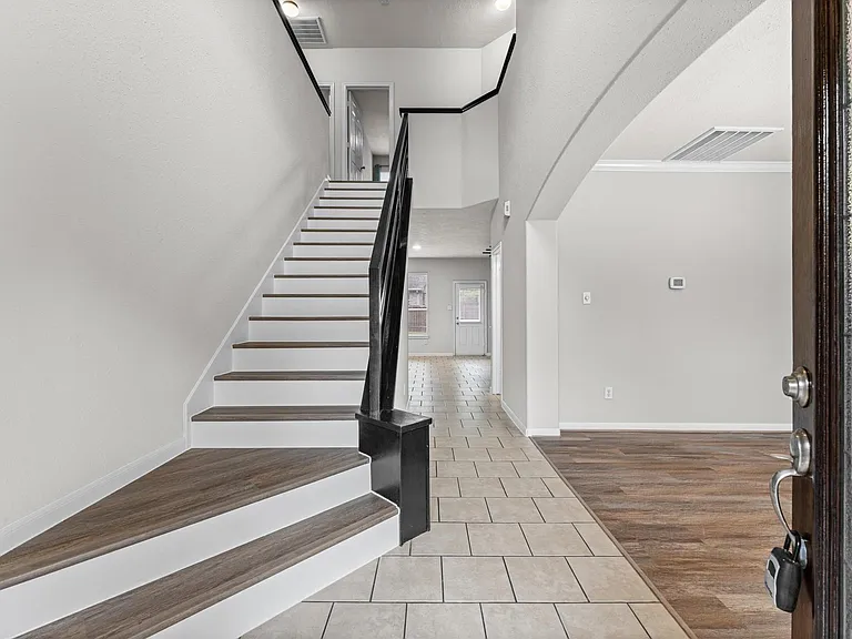 135 S Spinning Wheel Cir — Photo 27