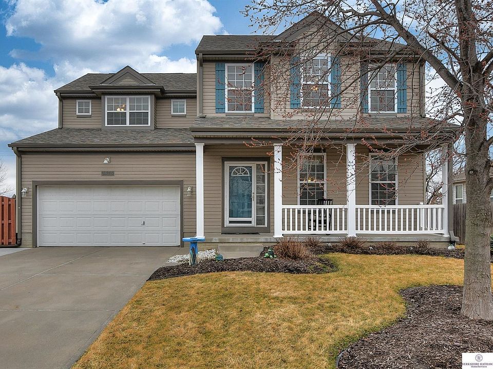 1st image of 2415 S River Rock Dr