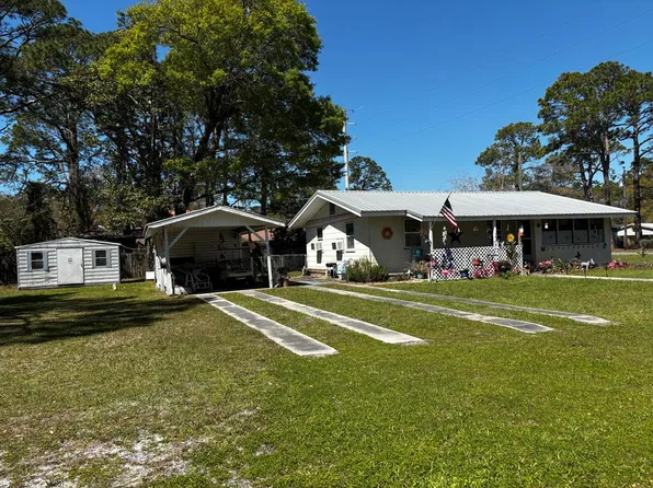 146 21st Ave, Apalachicola, FL 32320
