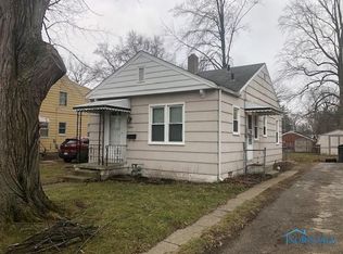 5945 Murnen Rd, Toledo, OH 43623