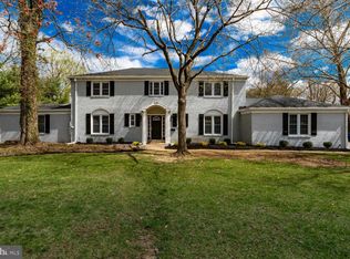 509 Middlesex Dr, Moorestown, NJ
