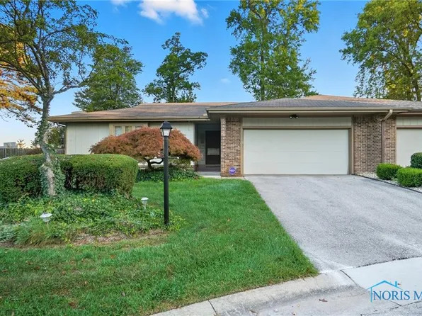 2624 Pheasant Ln #54, Toledo, OH 43615