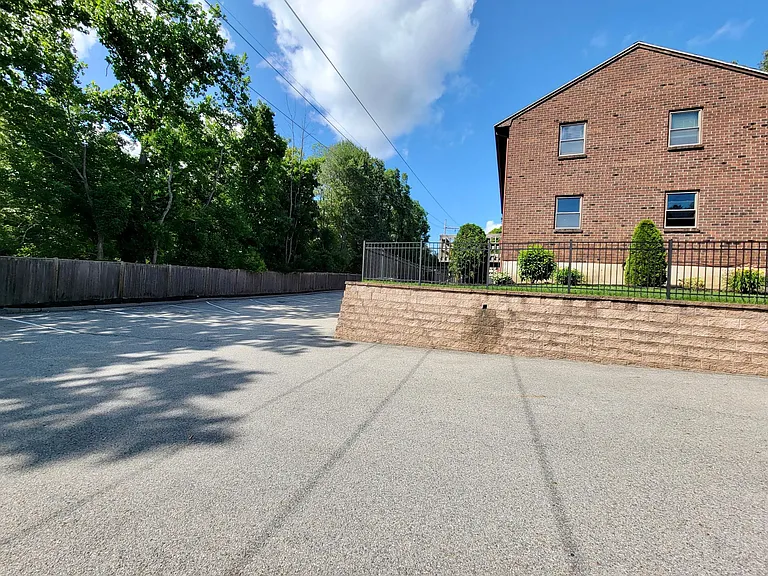 49 Lupine Rd #7 — Photo 13